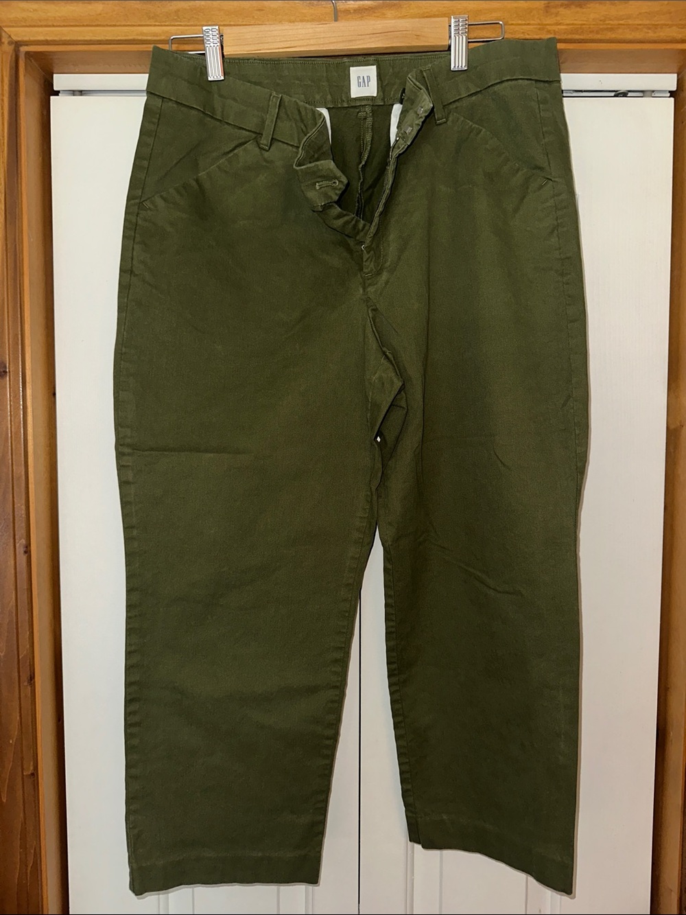 GAP Woman’s Olive Green Chinos
